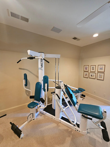 Pre-Owned Vectra On-Line 1800 Strength Training Gym - Exercise Unlimited