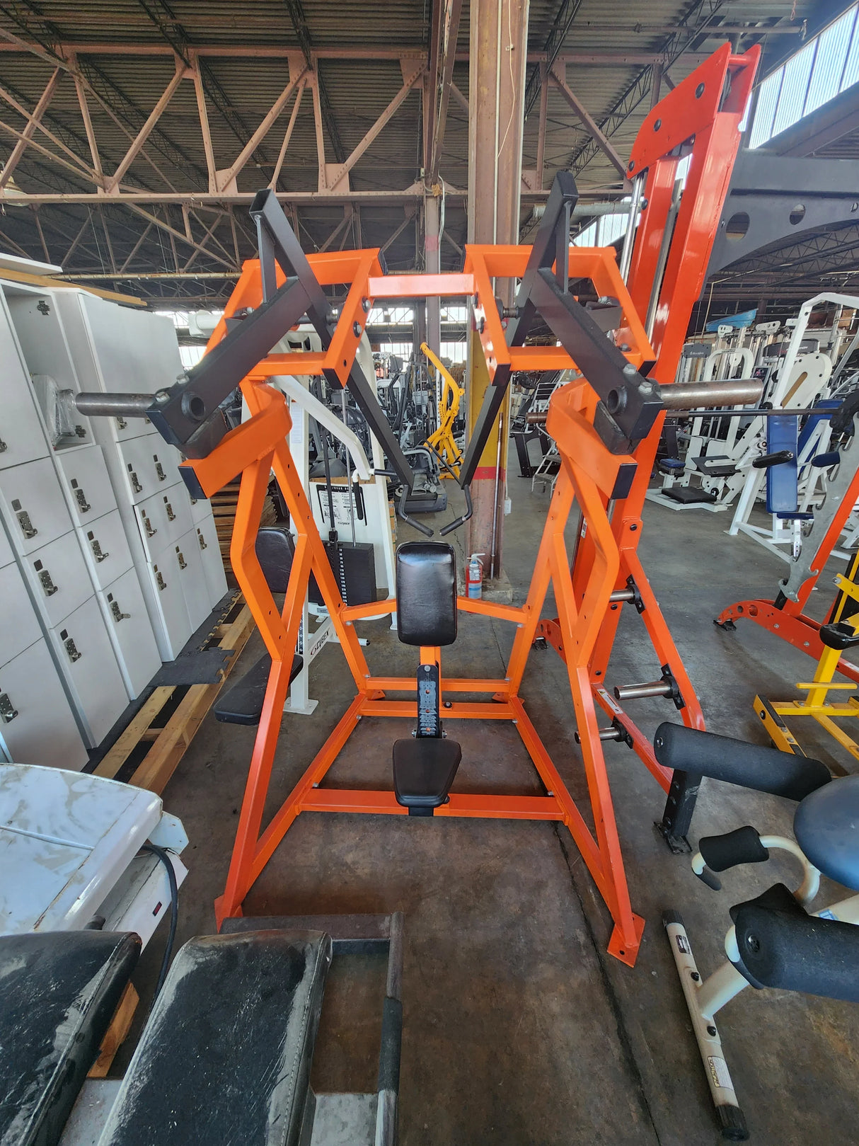 Hammer Strength Iso-Lateral D.Y. Row