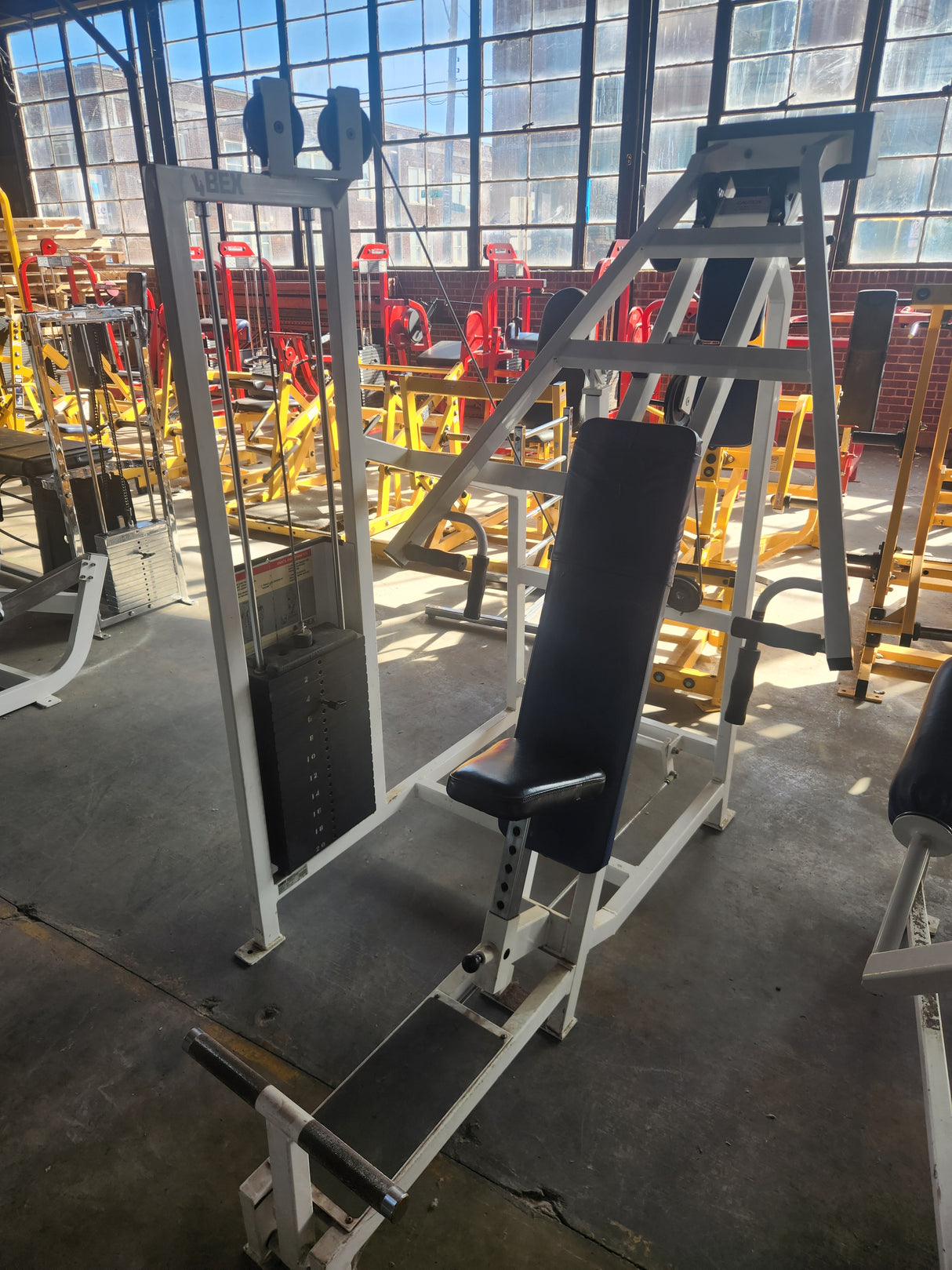 Pre-Owned Cybex Incline Press