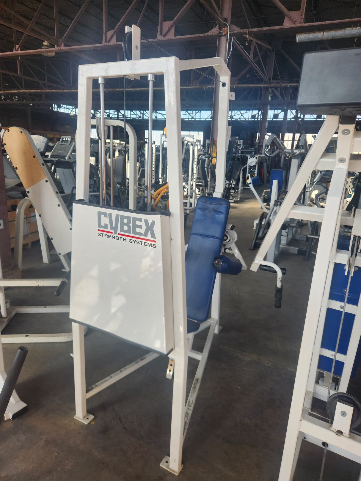 Pre-Owned Cybex Lateral Raise