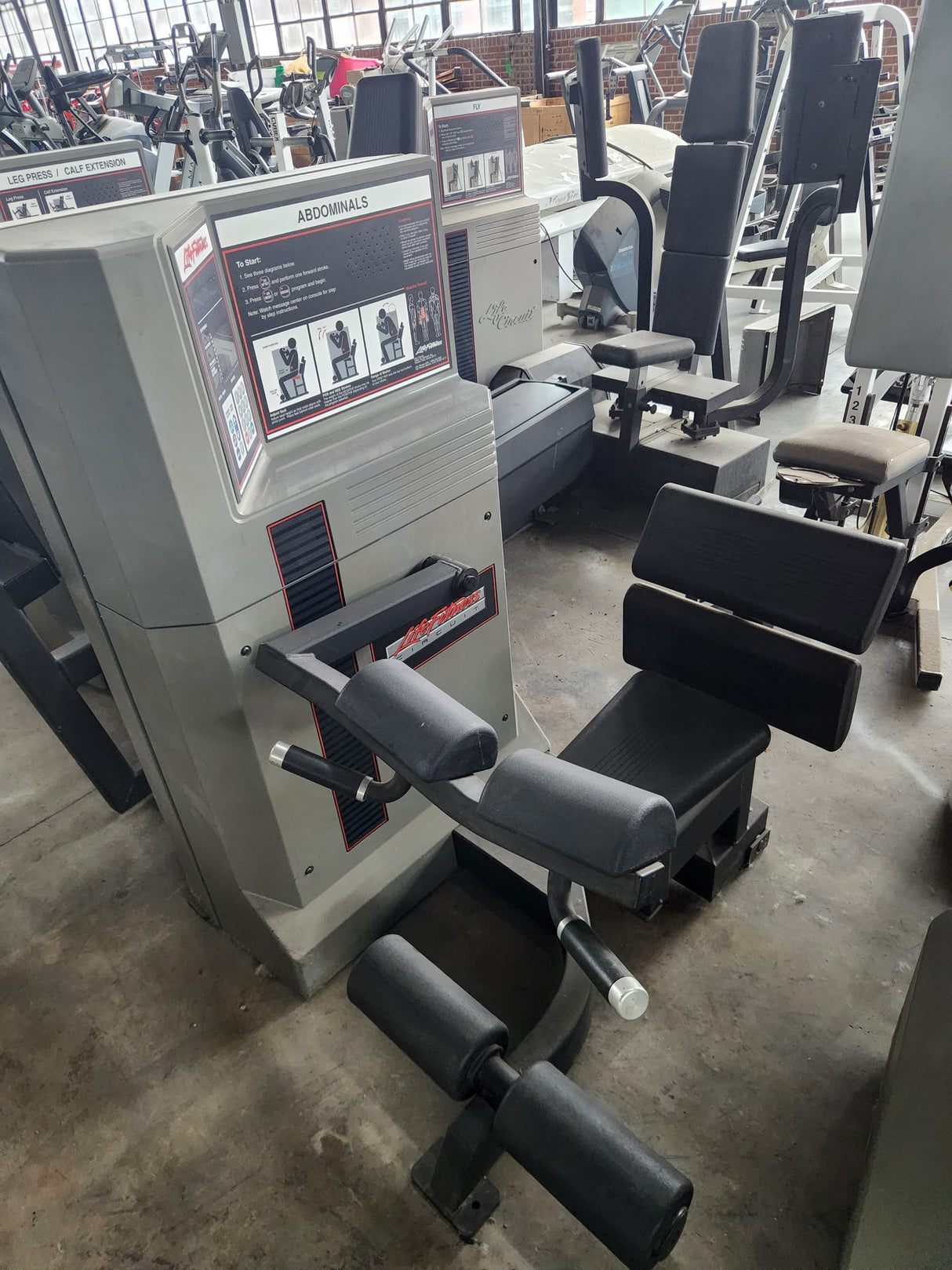 Vintage Life Fitness Computerized Circuit