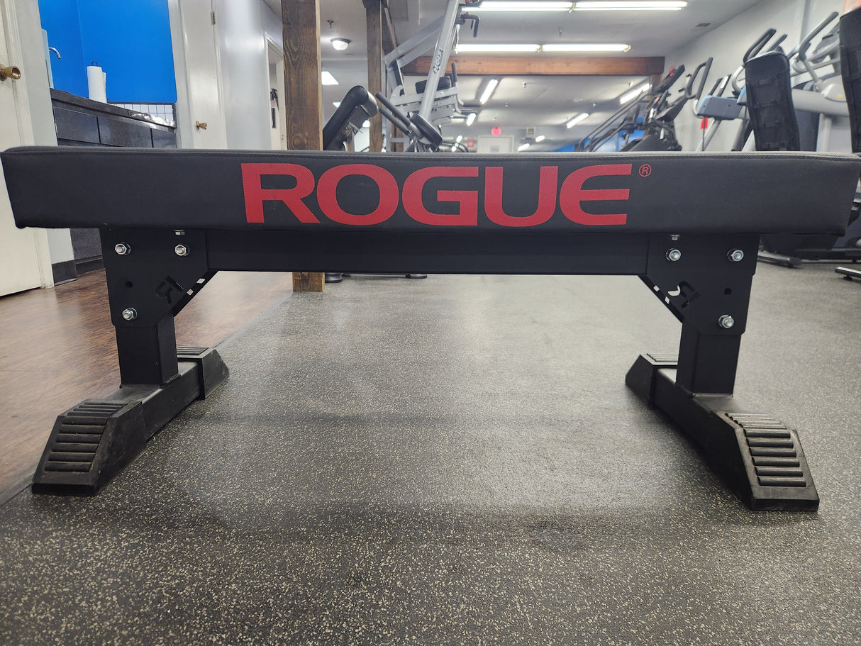 Pre-Owned Rogue Monster Bench w/ Thompson Fat Pad