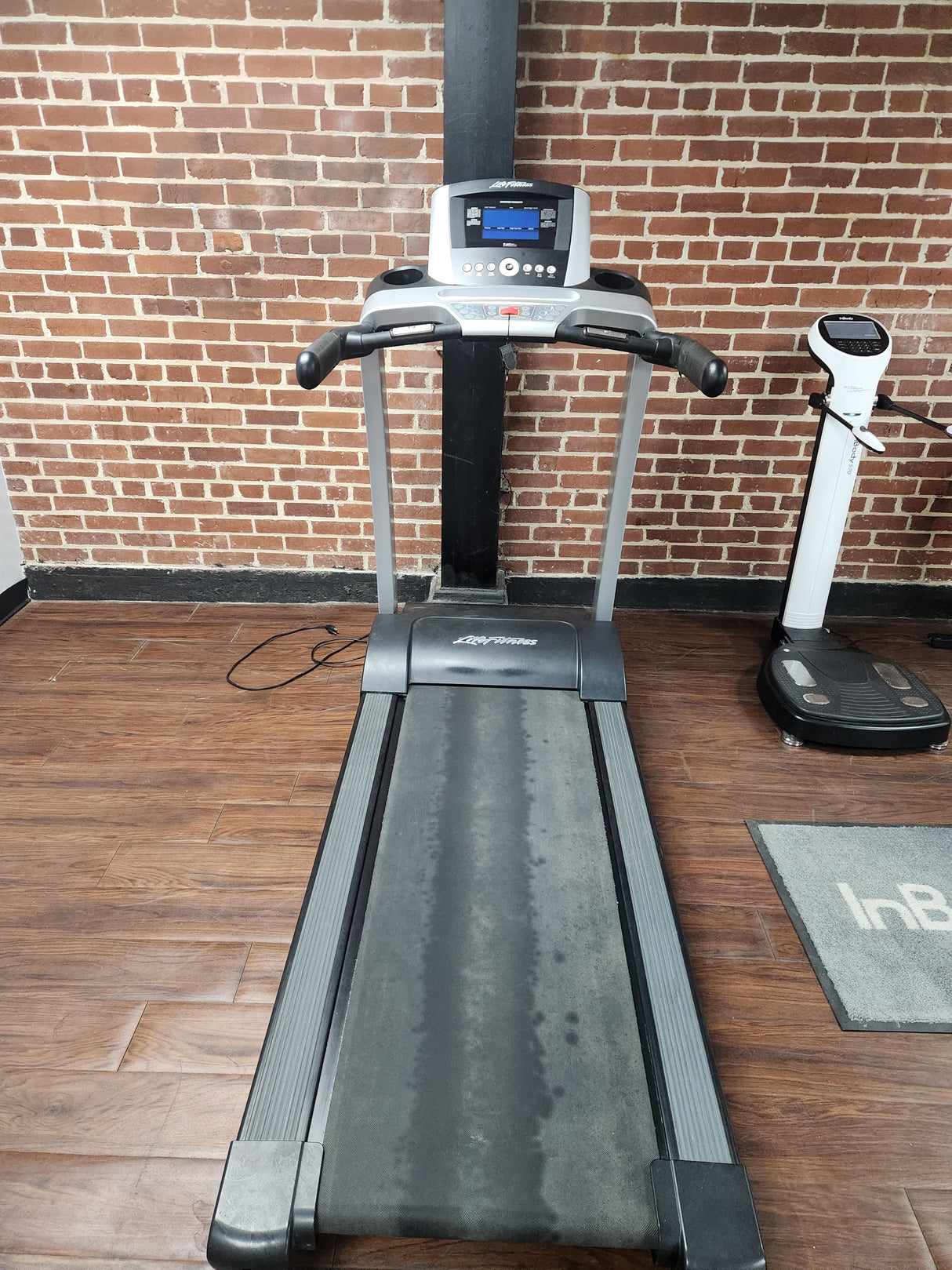 Pre-Owned Life Fitness F3 Folding Treadmill