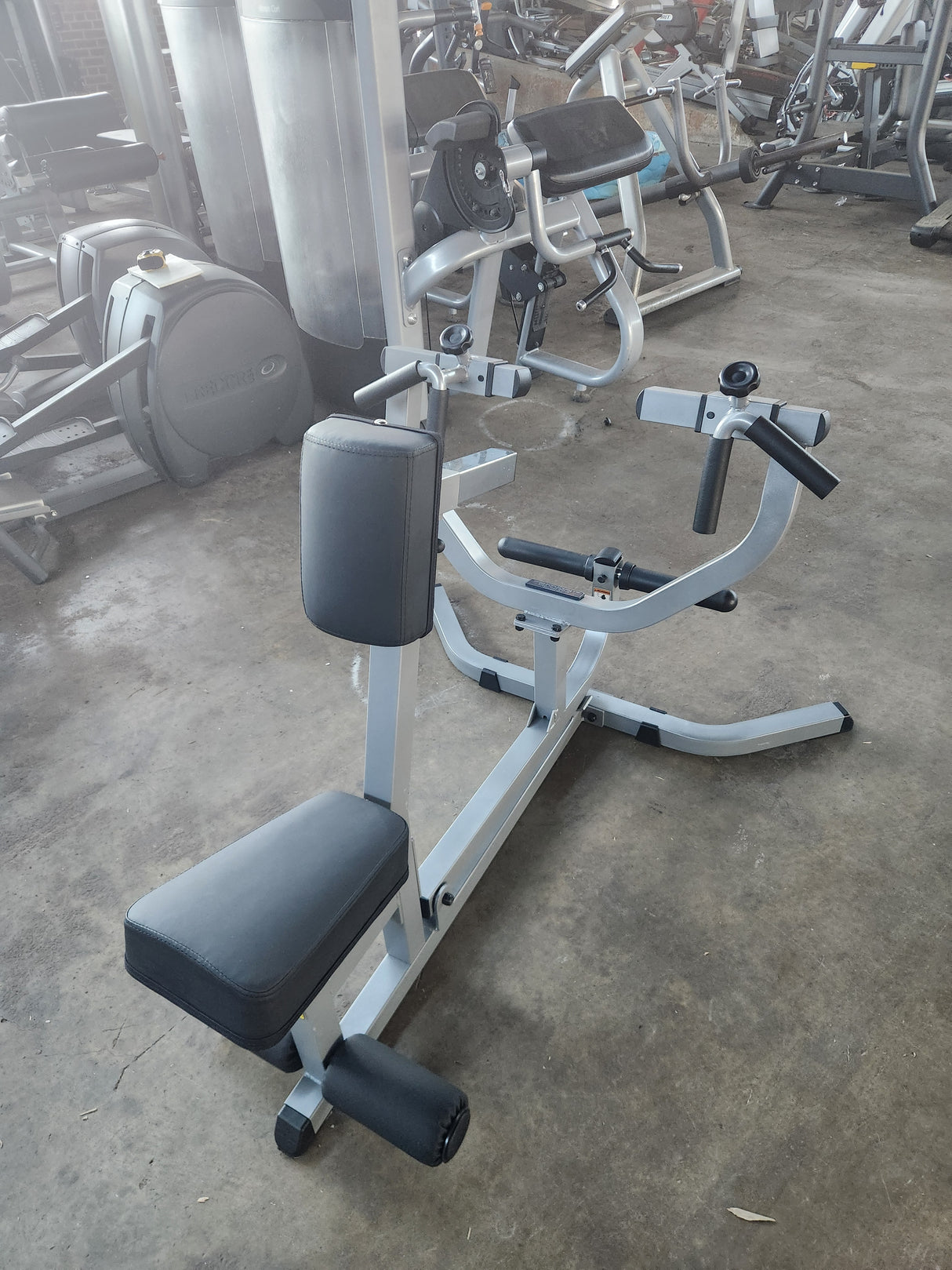 Pre-Owned Body-Solid GSRM40 Seated Row