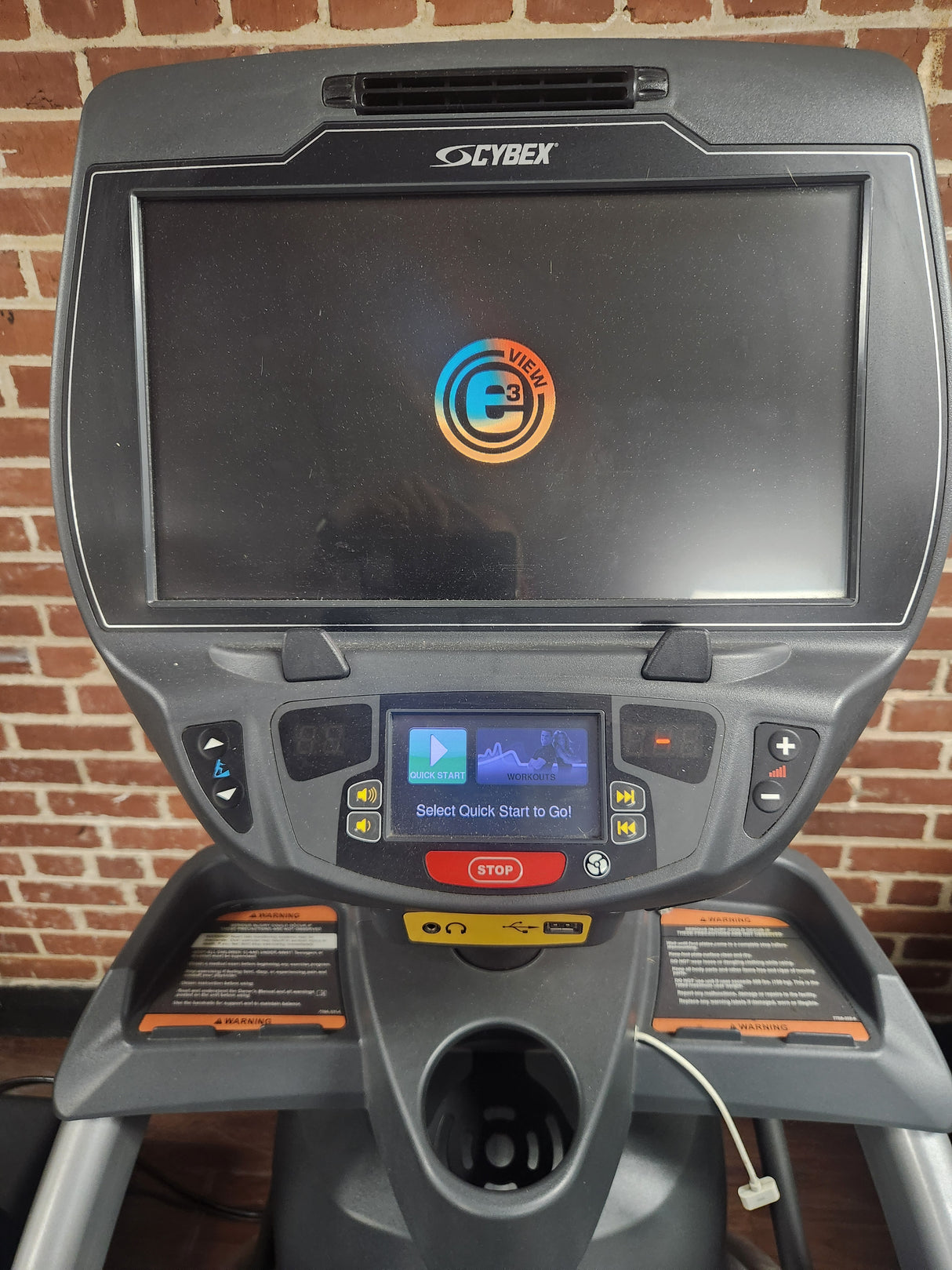 Pre-Owned Cybex 770A Arc Trainer w/ E3 Console