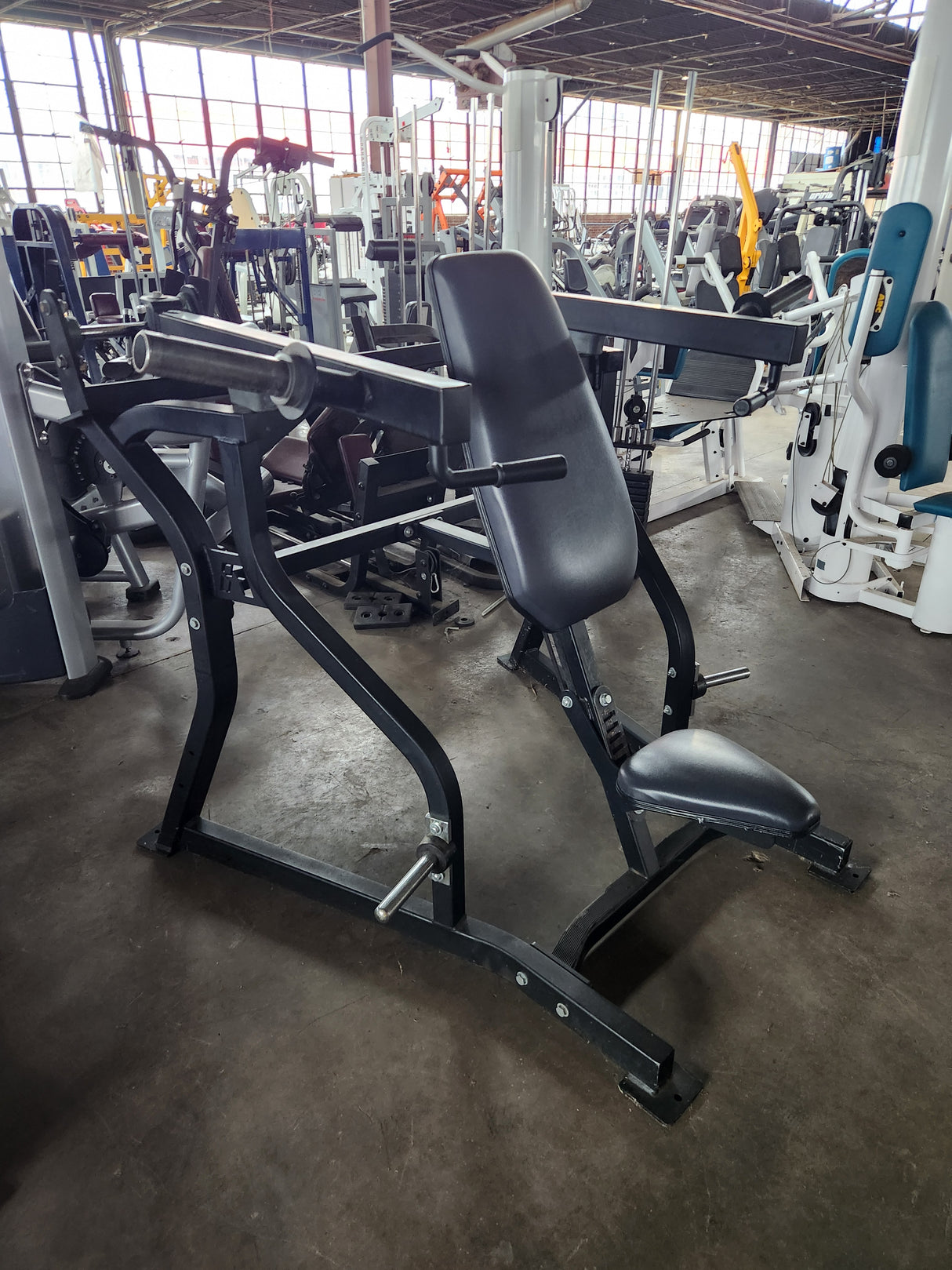Pre-Owned Promaxima Plate Loaded Shoulder Press