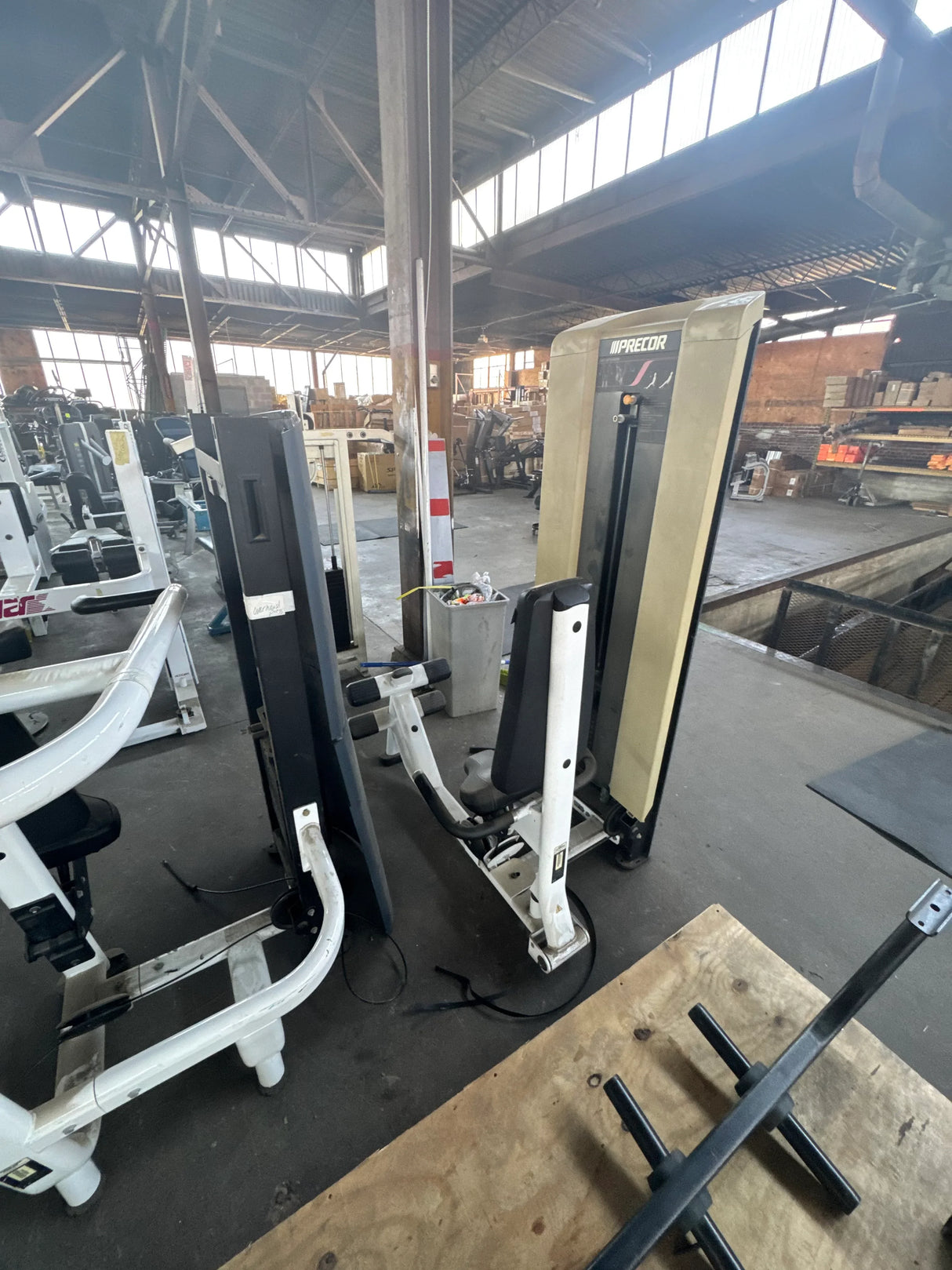 Pre-Owned Precor Experience Strength C-Line Machines