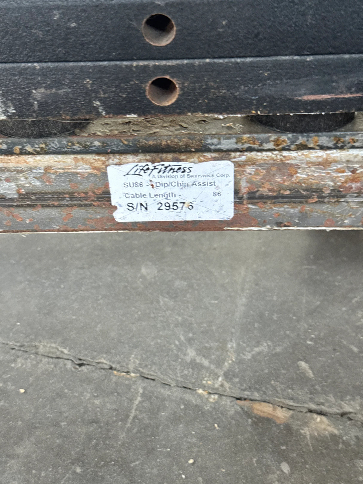 Pre-Owned Life Fitness Selectorized Chin Dip Assist