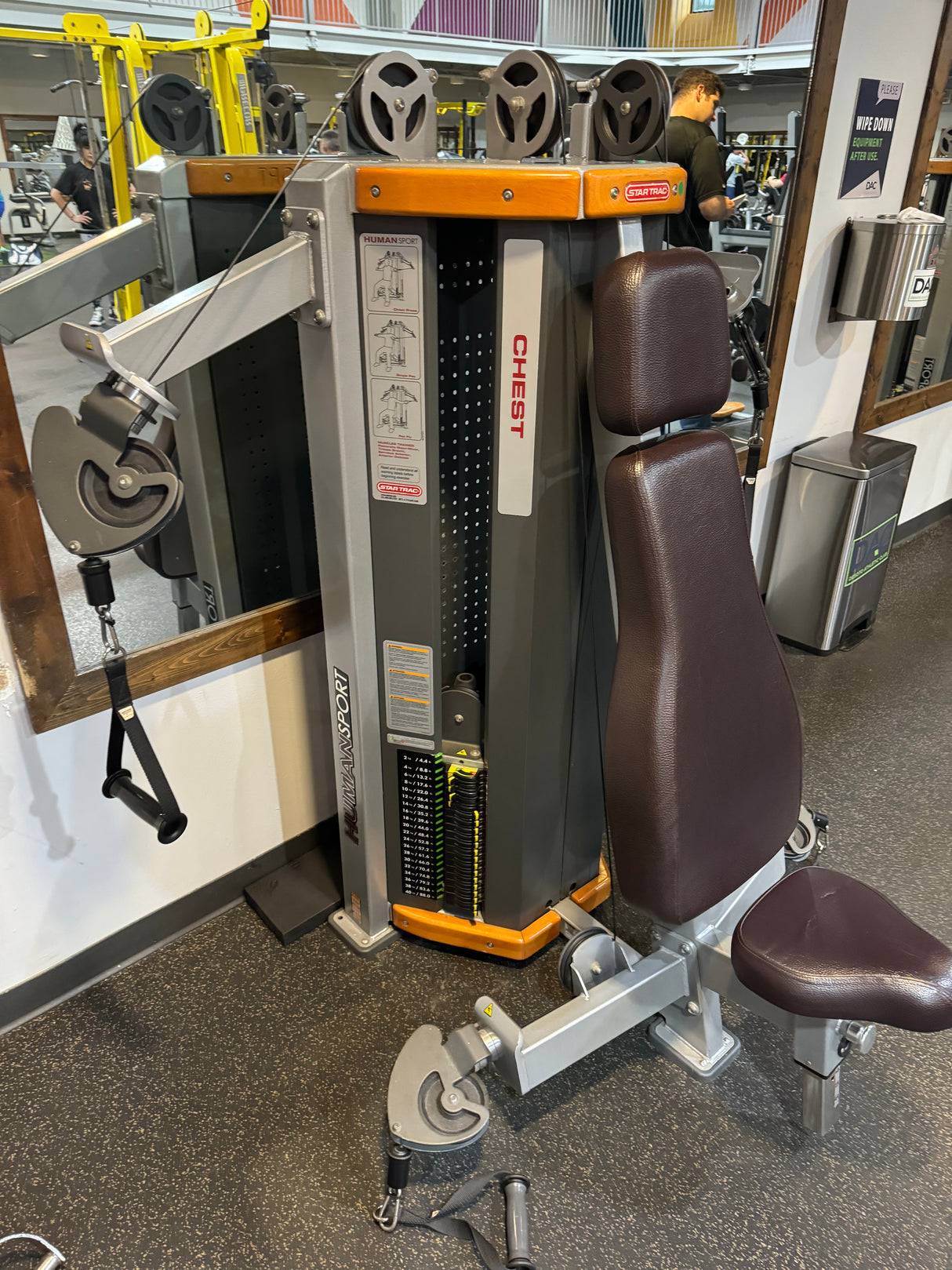 Pre-Owned Star Trac Human Sports Selectorized Chest / Shoulder