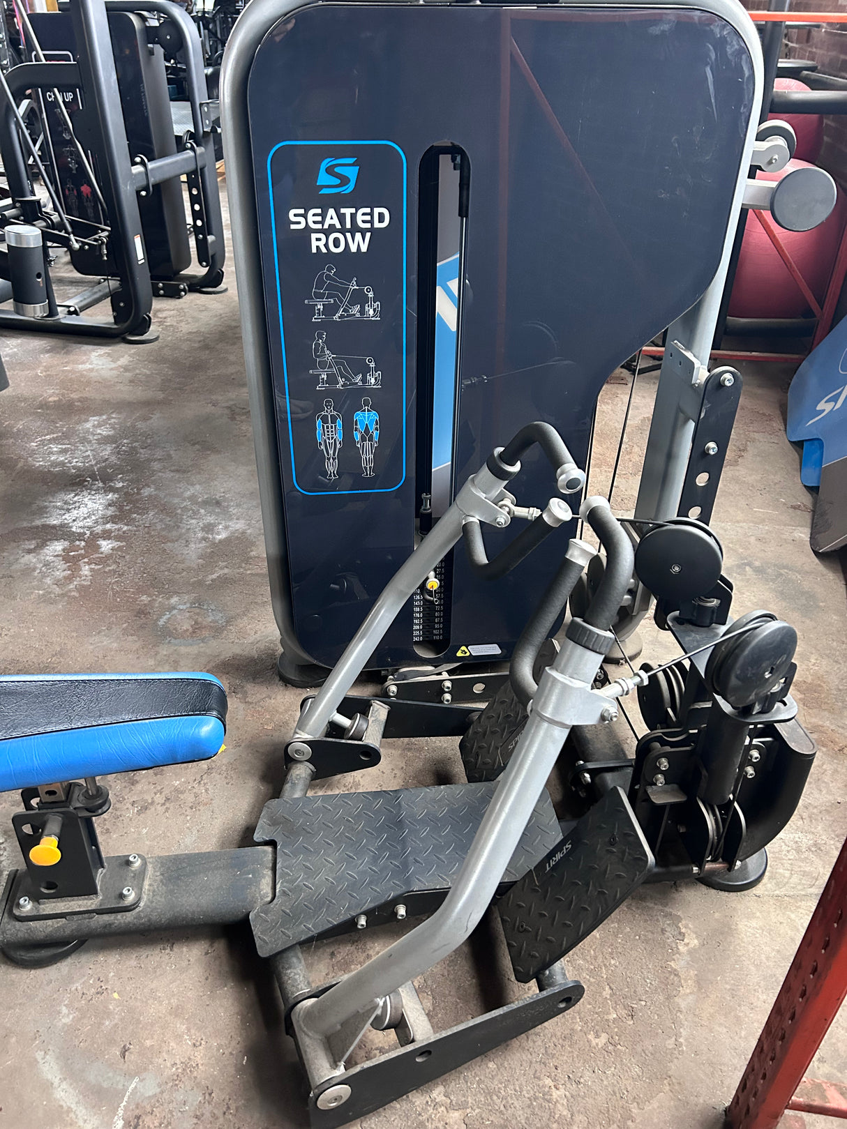 Spirit Selectorized Seated Row Demo Model - Exercise Unlimited