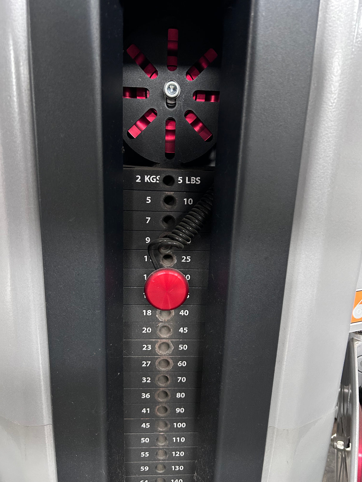 Pre-Owned Freemotion Genesis Selectorized Row - Exercise Unlimited