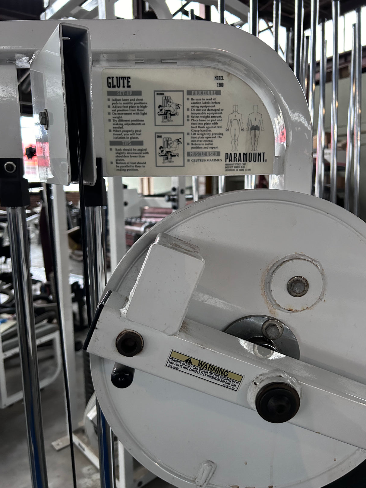 Pre-Owned Paramount Model Selectorized Glute 1300 - Exercise Unlimited