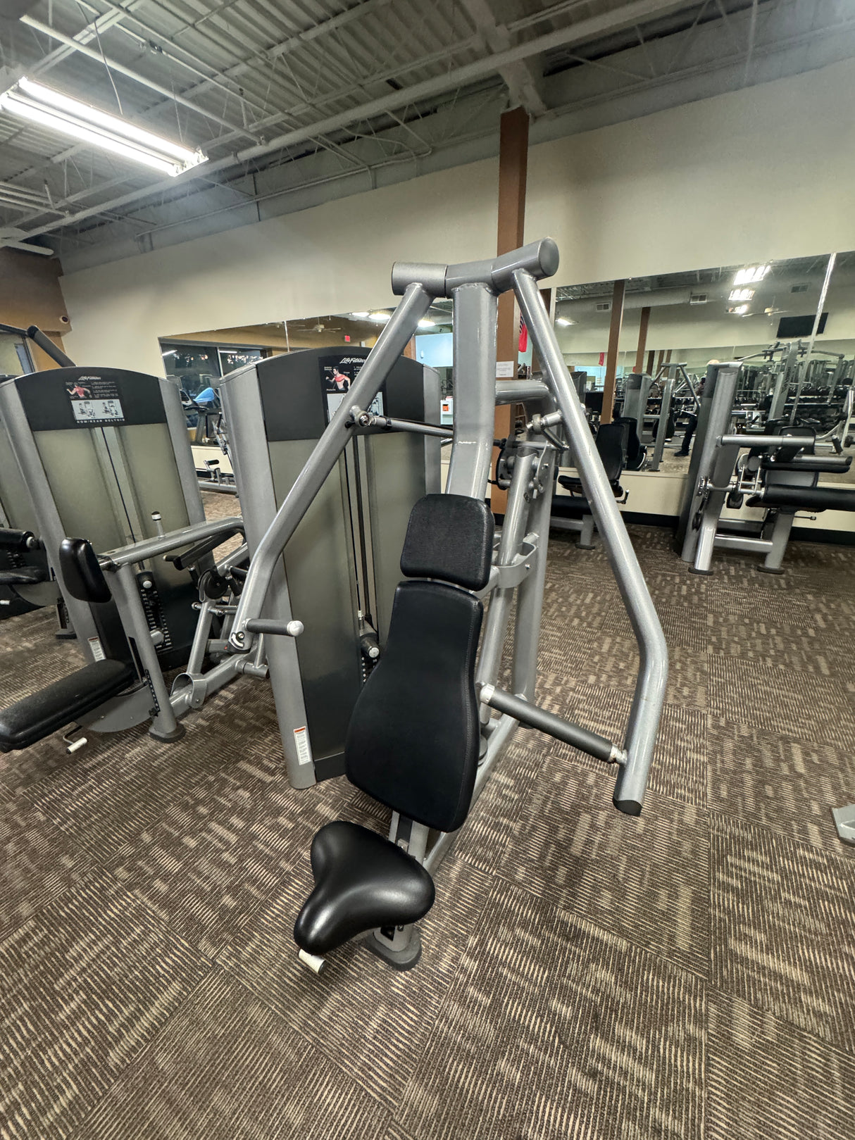 Pre-owned Life Fitness 10-Piece Signature Series Circuit