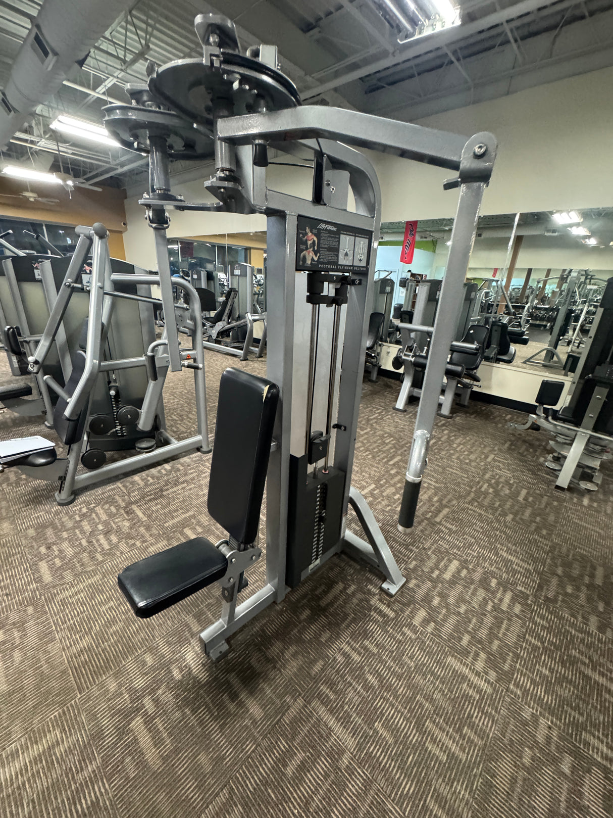 Pre-Owned Life Fitness Pro2 Pec Fly / Rear Delt