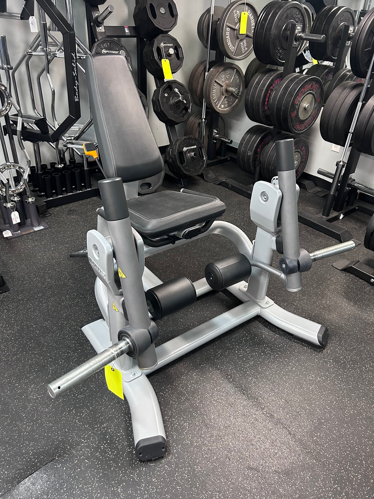 Precor Plate Loaded Leg Extension - Like New Condition - Exercise Unlimited