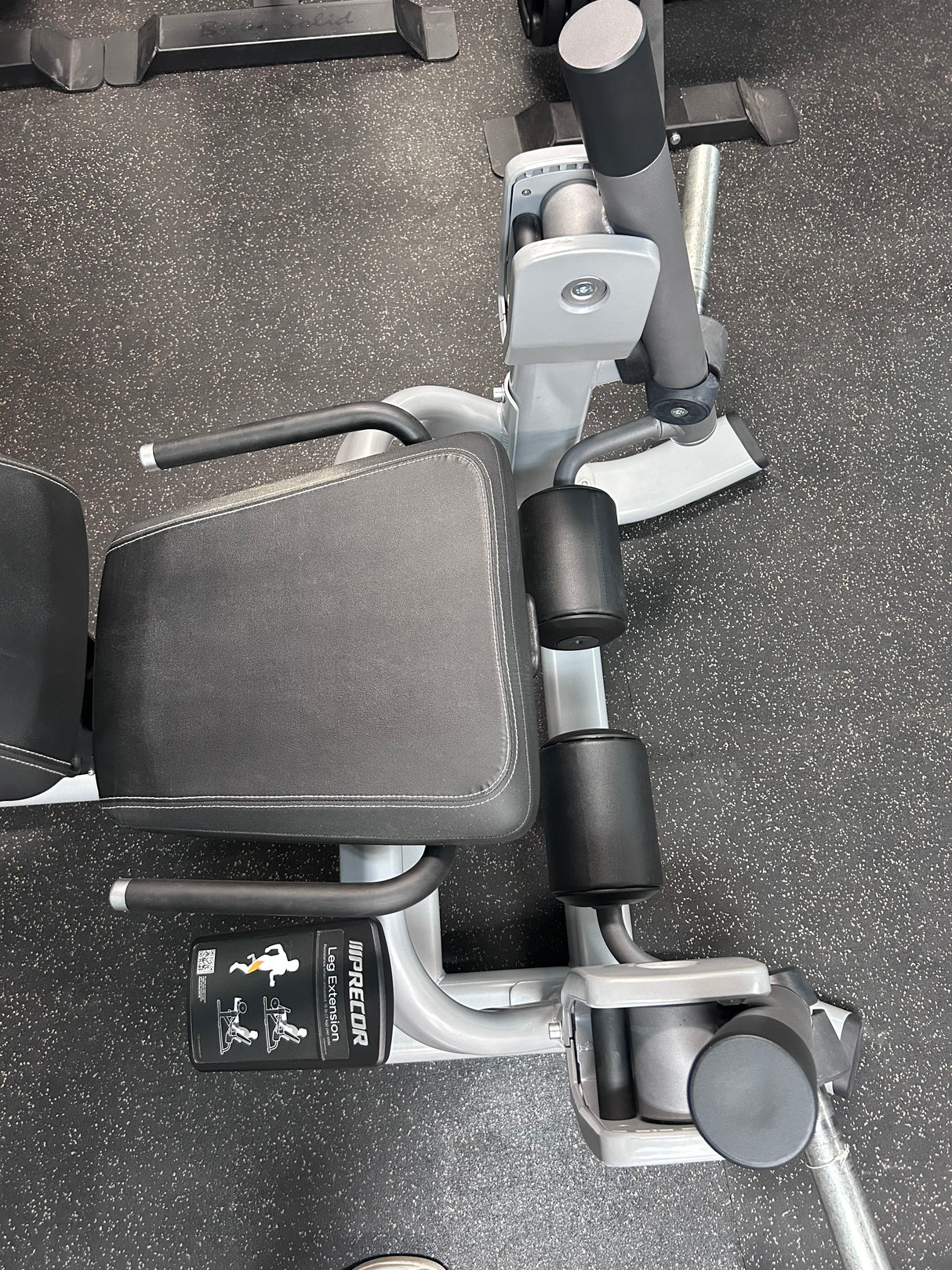 Precor Plate Loaded Leg Extension - Like New Condition - Exercise Unlimited