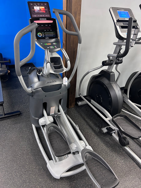 Octane Fitness Q37xi Elliptical w/ Deluxe Console - Floor Model - Exercise Unlimited