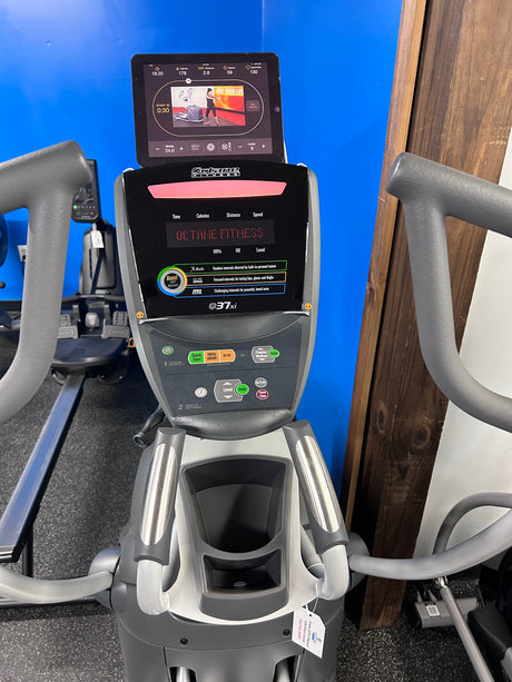 Octane Fitness Q37xi Elliptical w/ Deluxe Console - Floor Model - Exercise Unlimited