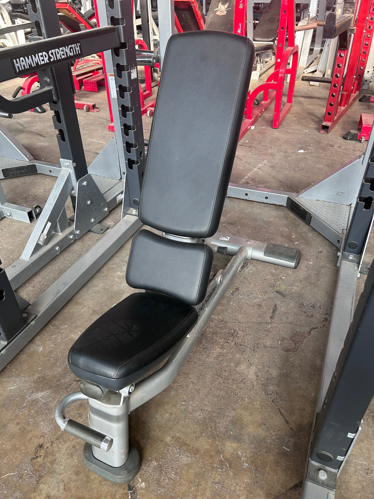 Pre-Owned Life Fitness Signature Series Multi-Adjustable Bench - Exercise Unlimited