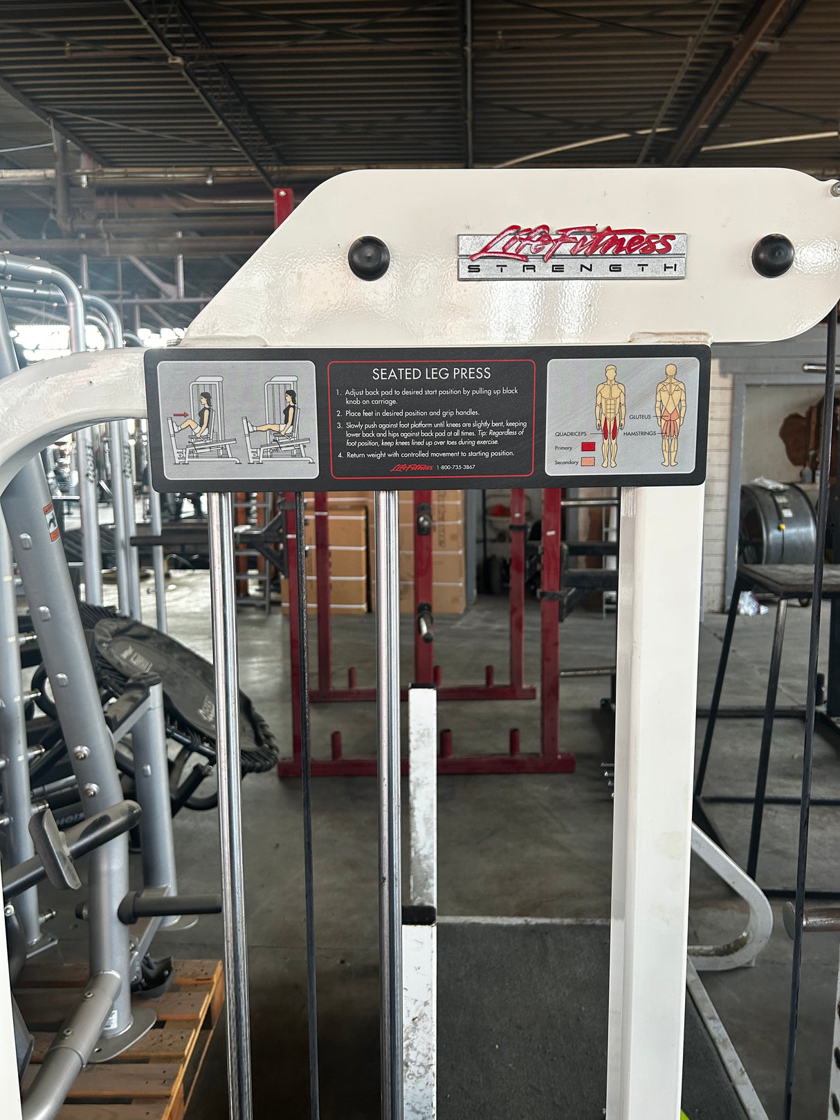 Pre-Owned Life Fitness Pro Series Leg Press (white)