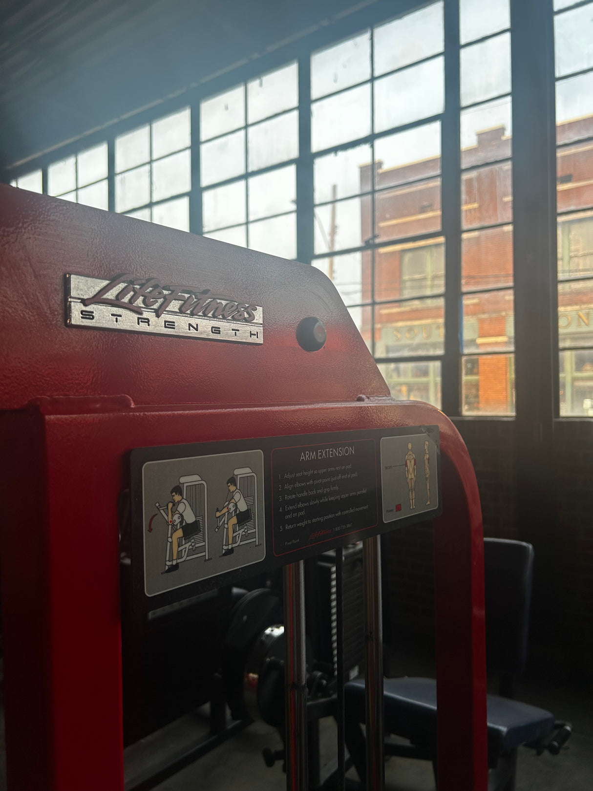 Pre-Owned Life Fitness Pro Series Arm Extension