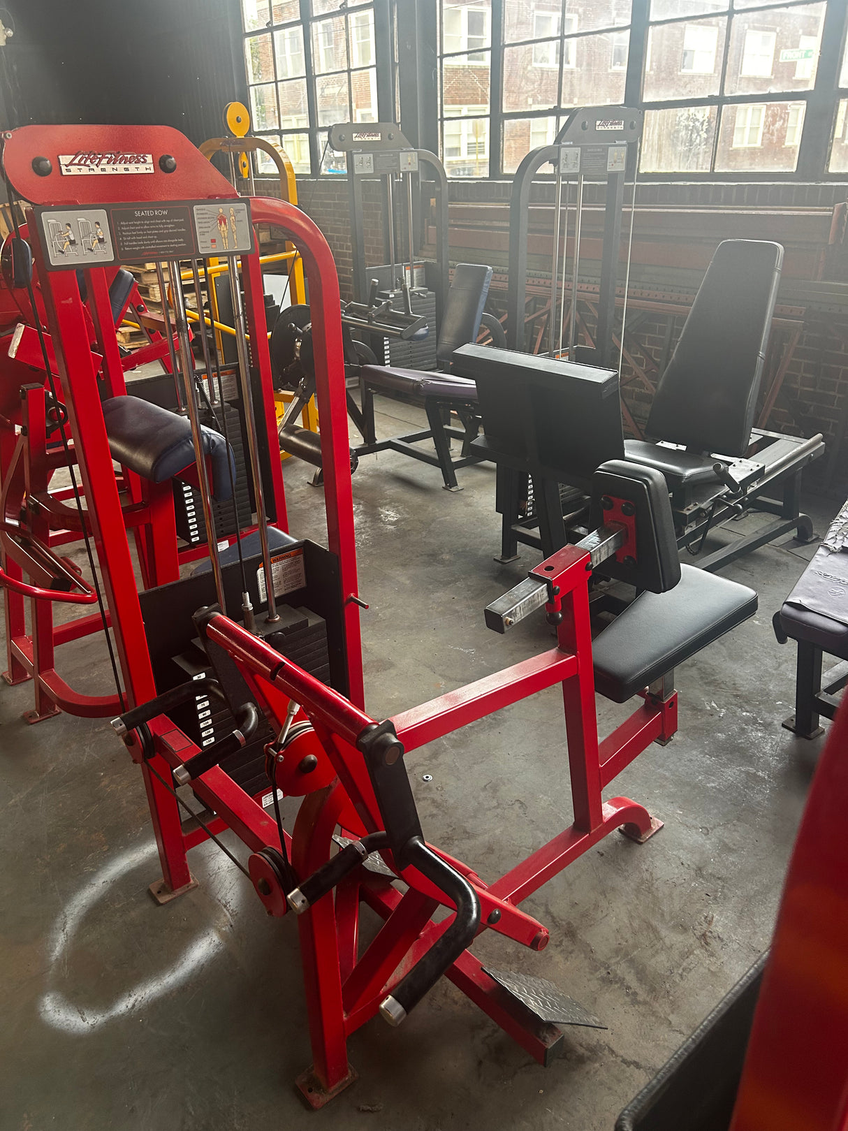Pre-Owned Life Fitness Pro Series Seated Row