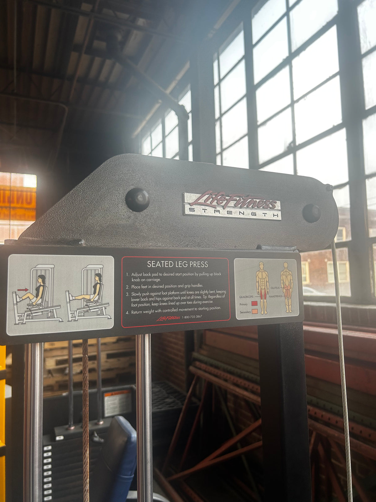 Pre-Owned Life Fitness Pro Series Leg Press (black)