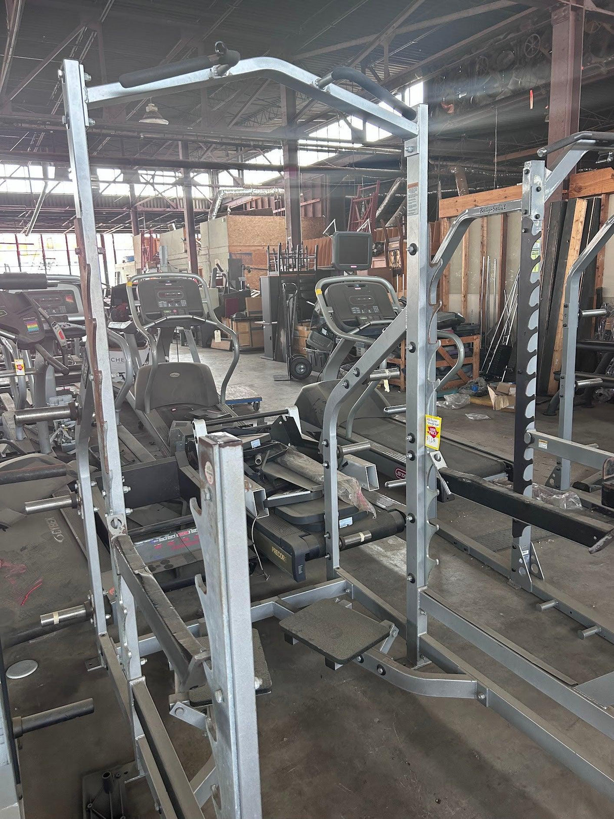 Pre-Owned Hammer Strength Squat Rack with Spotter Pads - Good Condition - Exercise Unlimited