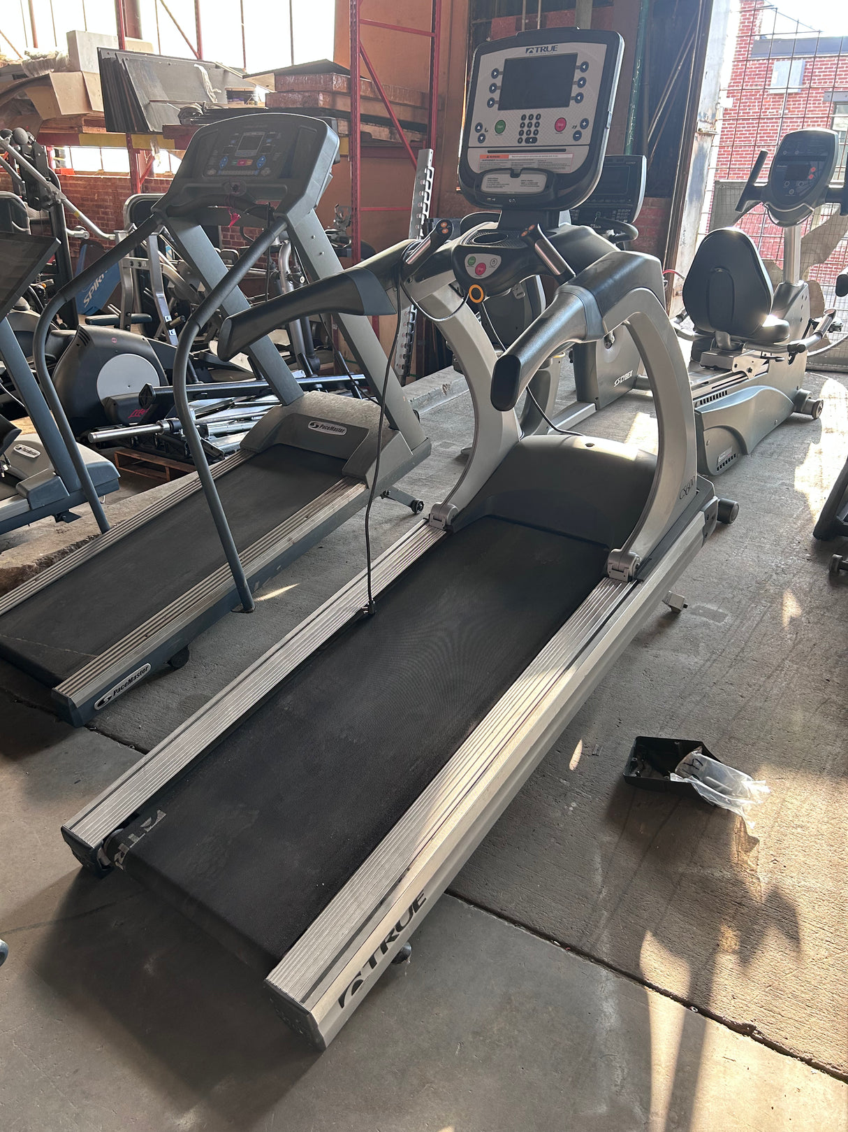 Refurbished True CS600 Treadmill - Exercise Unlimited