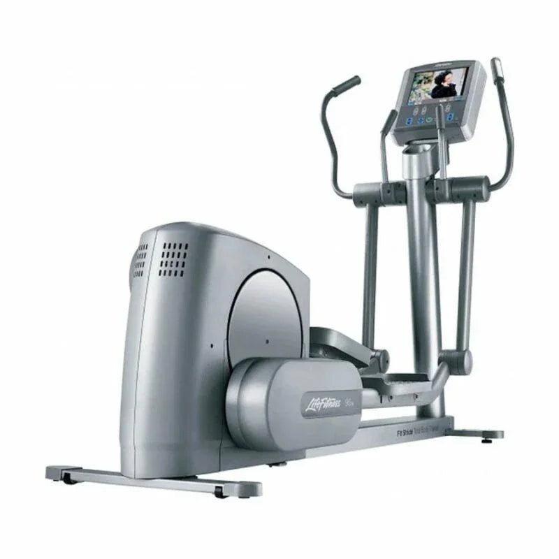 Pre-Owned Life Fitness 95XE | Elliptical Crosstrainer w/ Touchscreen - Exercise Unlimited