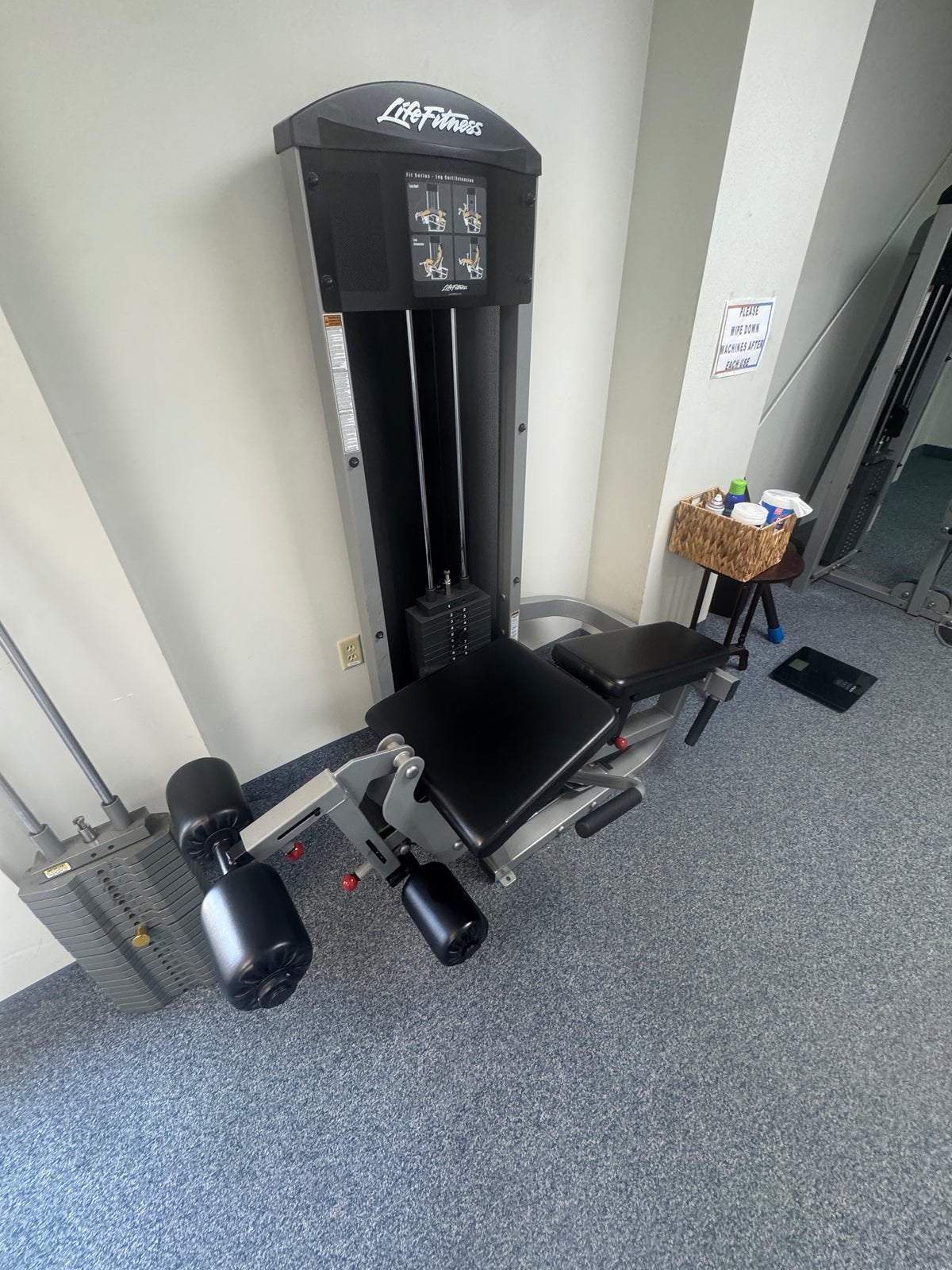 Pre-Owned Life Fitness Fit Series Leg Extension / Leg Curl