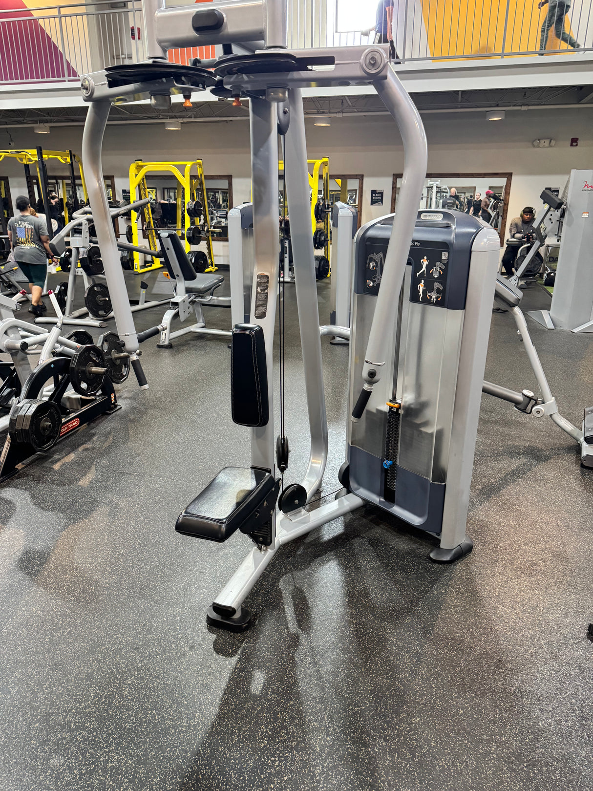 Pre-Owned Precor Discovery Series Selectorized Circuit 15-pc Circuit