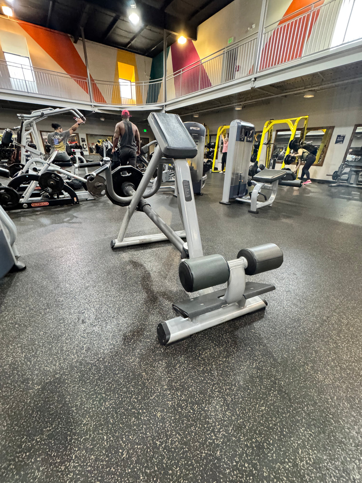 Pre-Owned Precor Discovery Plate Loaded Row