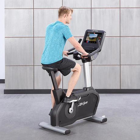 Life Fitness Club Series Upright Lifecycle Bike - Exercise Unlimited