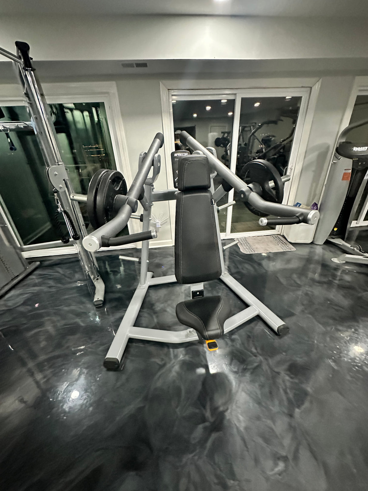 Precor Plate Loaded Shoulder Press - Like New Condition - Exercise Unlimited