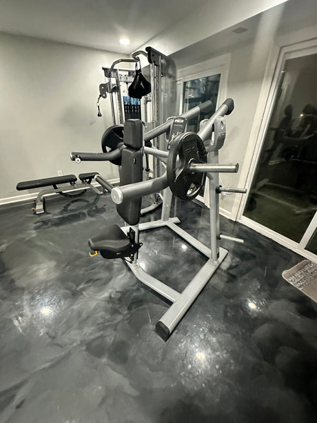 Precor Plate Loaded Shoulder Press - Like New Condition - Exercise Unlimited