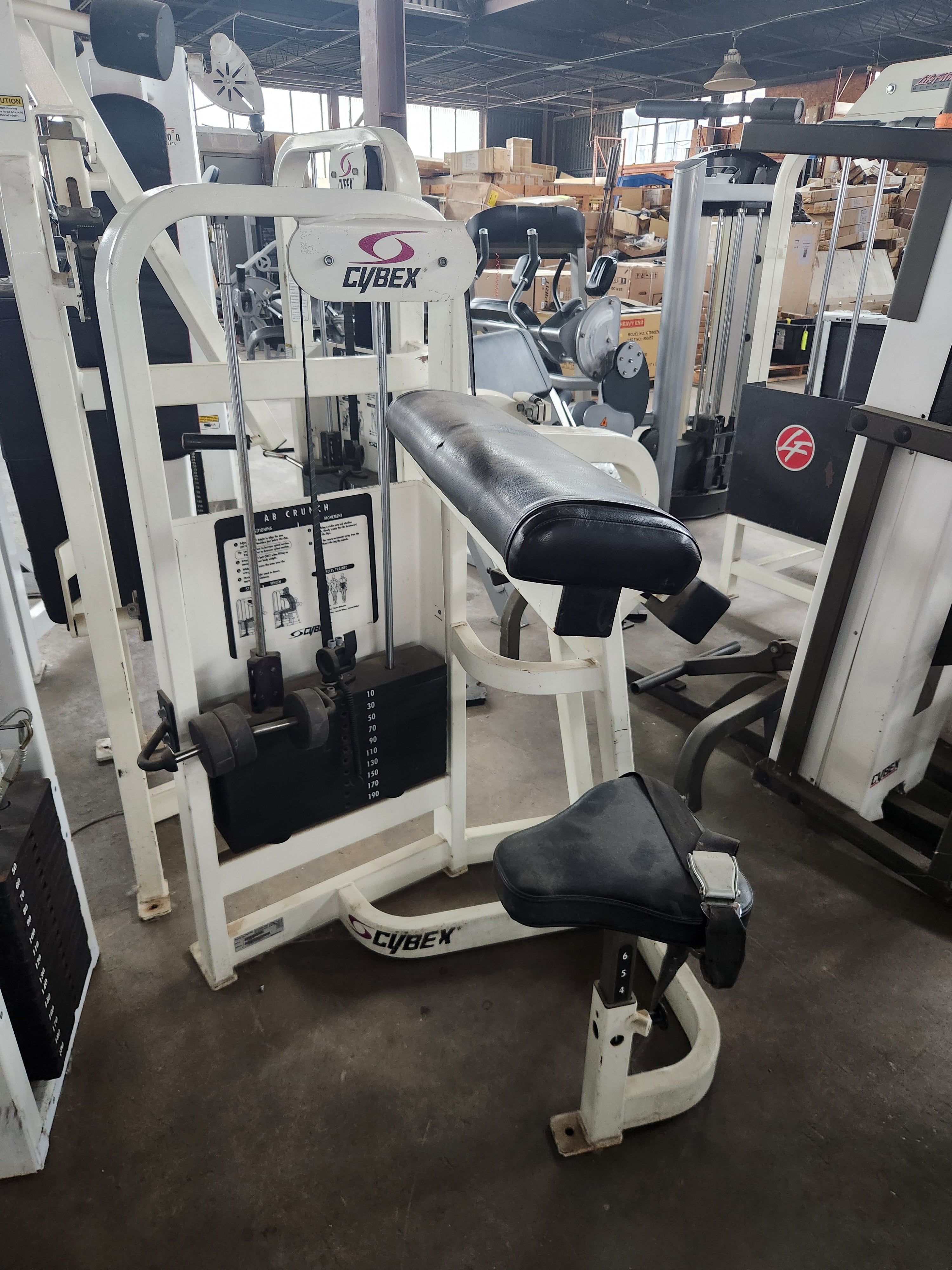 Pre-Owned Cybex VR2 Selectorized Ab Crunch – Exercise Unlimited