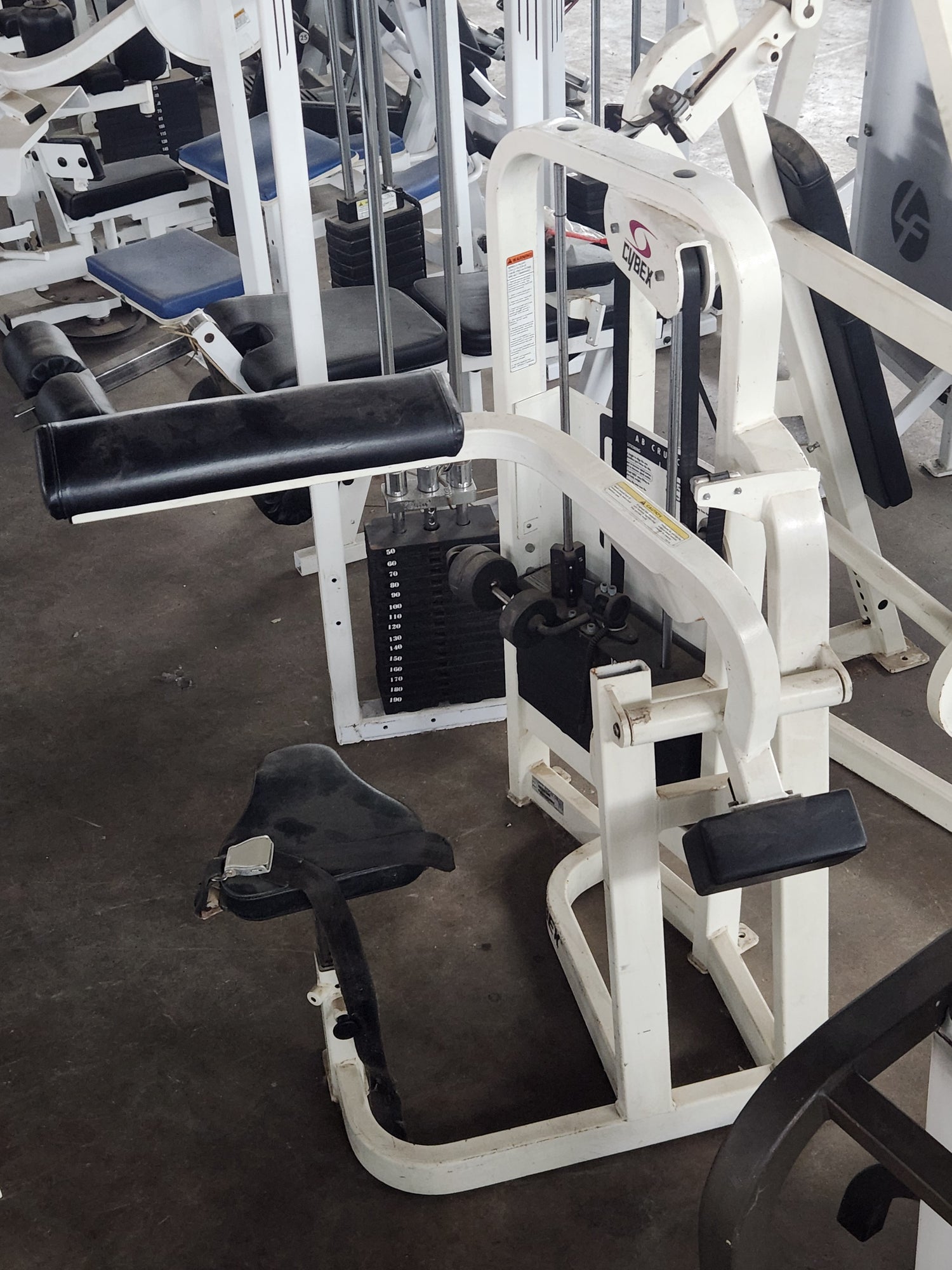 cybex ab Pre-Owned Cybex VR2 Selectorized Ab Crunch – Exercise Unlimited