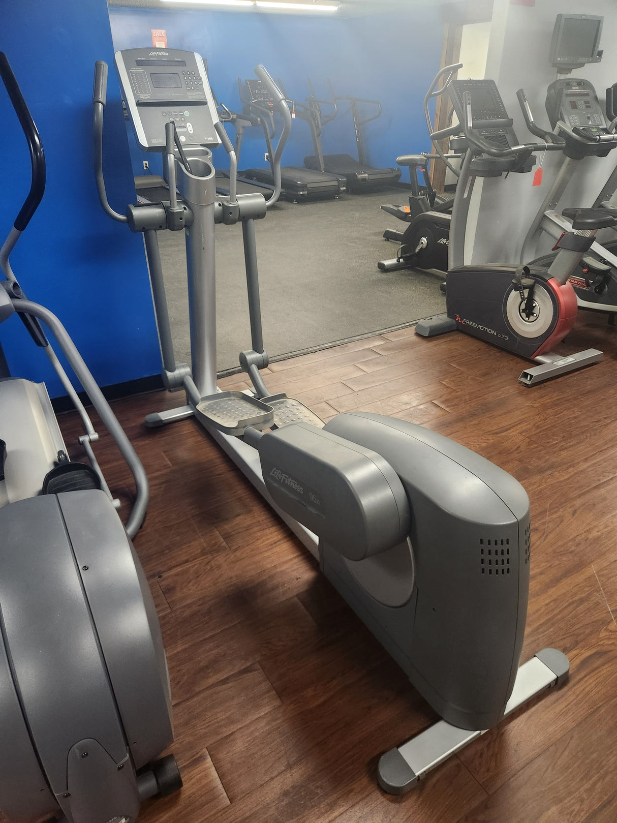 Pre-Owned Life Fitness 95i Elliptical