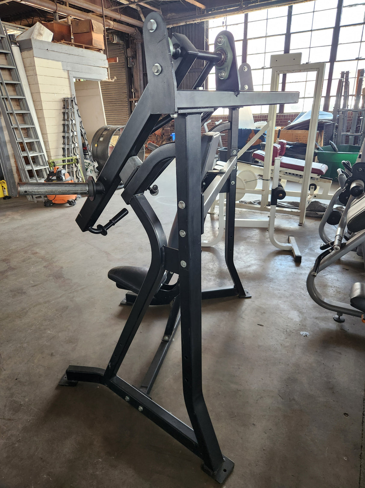 Pre-Owned Promaxima Plate Loaded Incline Chest Press