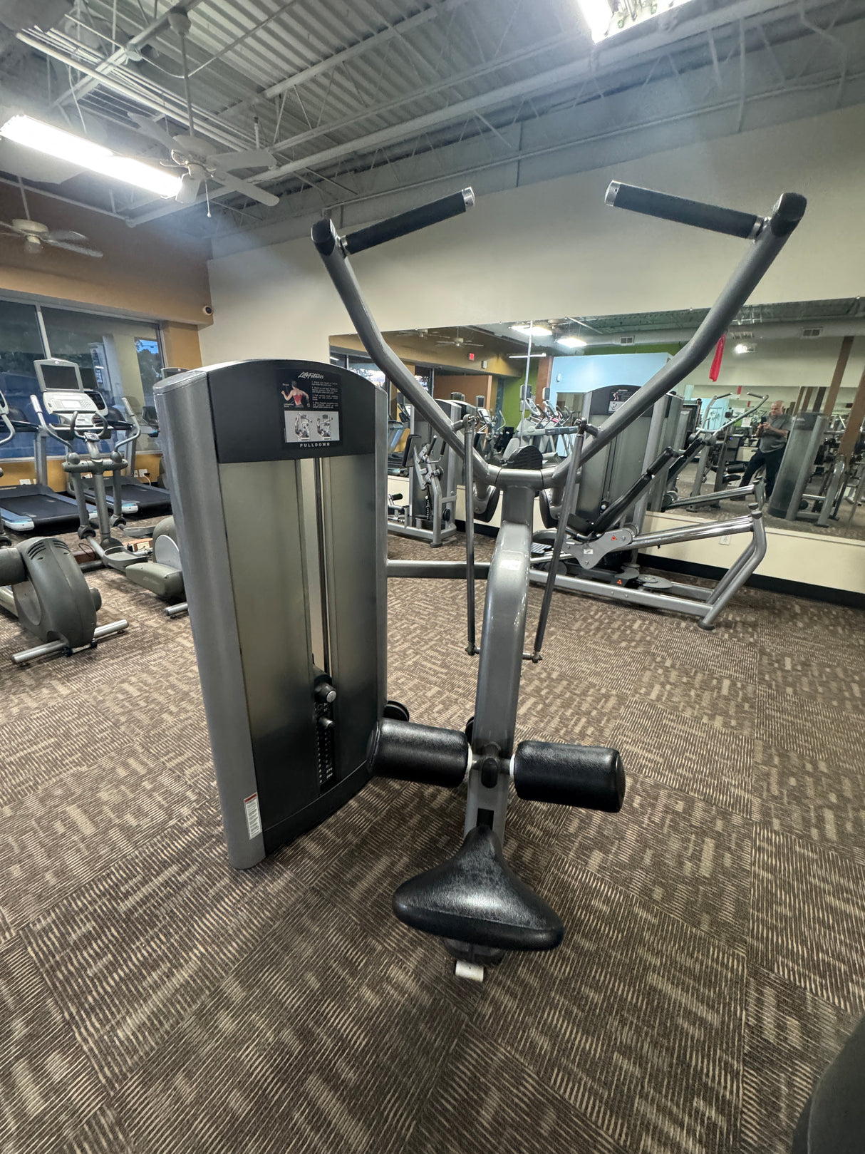 Pre-owned Life Fitness 10-Piece Signature Series Circuit