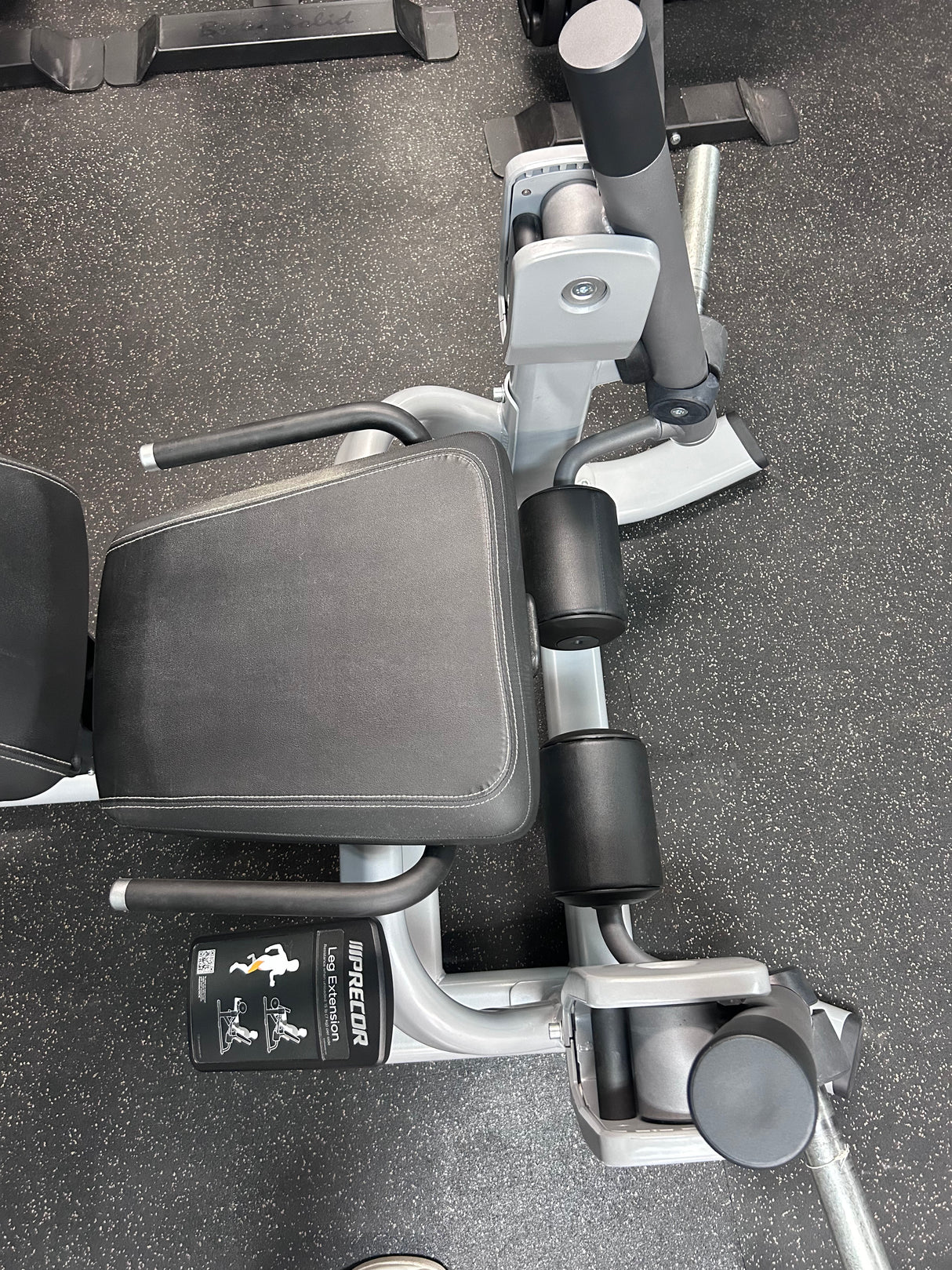 Precor Plate Loaded Leg Extension - Like New Condition - ExerciseUnlimited
