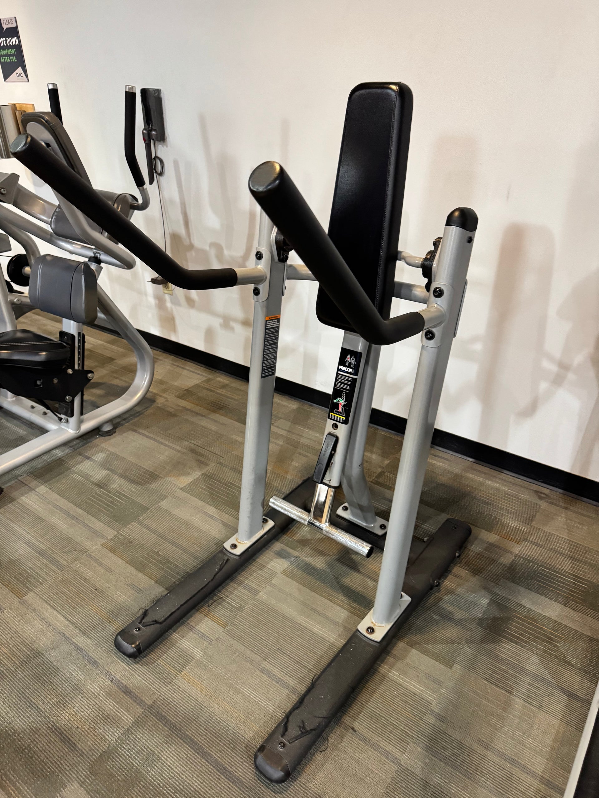 Pre-Owned Precor V Crunch Ab Bench – Exercise Unlimited