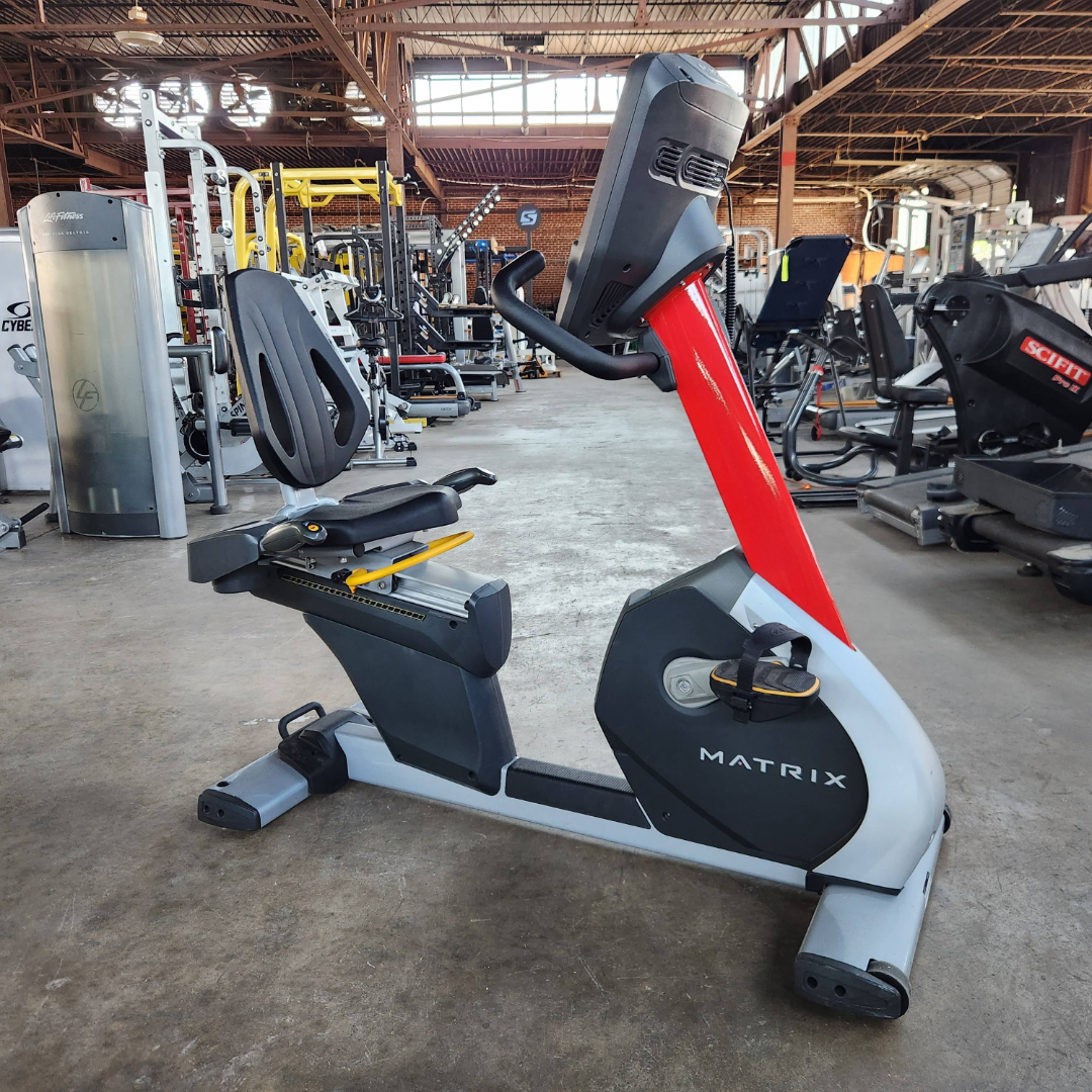 Pre-Owned Matrix R5x Recumbent Bike