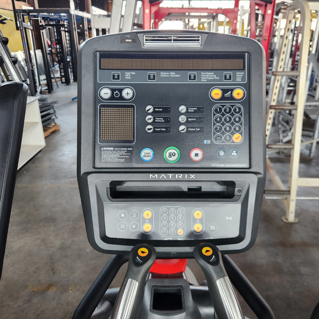 Pre-Owned Matrix E5X Suspension Elliptical