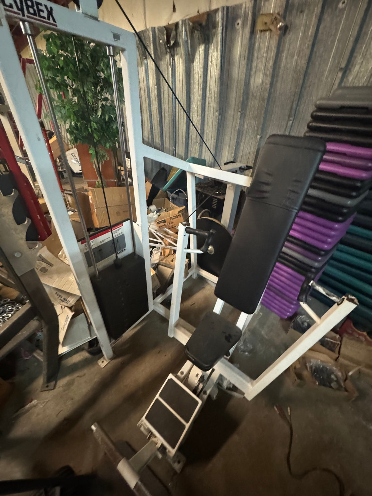 Pre-Owned Cybex 4015 Chest Press