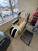 Pre-Owned Human Touch Quies Massage Chair