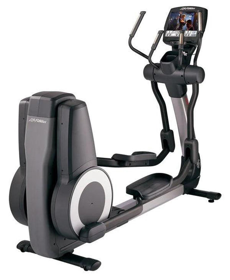 Pre-Owned Life Fitness Discover SE3 95Xs Touchscreen Elliptical Crosstrainer - ExerciseUnlimited